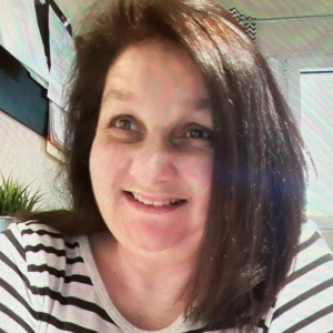 Πετρούδη Χριστίνα - Καθηγήτρια Αγγλικών στο instateacher.gr