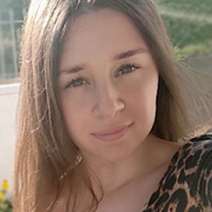 Φλωρούς Μαντζουράνα - Καθηγήτρια Δημοτικού στο instateacher.gr