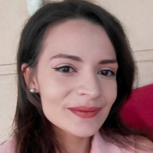 Δοσοπούλου Νάστια - Καθηγήτρια Αγγλικών στο instateacher.gr