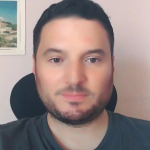 Χρήστος Δ. - Καθηγητής Μαθηματικών στο instateacher.gr