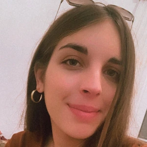 Αννίση Κατερίνα - Καθηγήτρια Αρχαίων Ελληνικών στο instateacher.gr