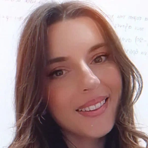 Σακοράφα Μαίρη - Καθηγήτρια Μαθηματικών στο instateacher.gr