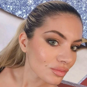 Μακρυδάκη Αριάδνη - Καθηγήτρια Θεωρίας Δακτυλίων στο instateacher.gr