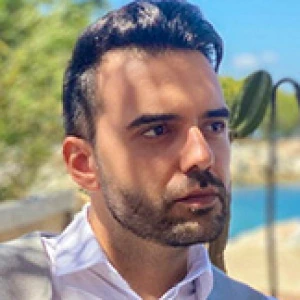 Χυτήρης Λάμπρος - Καθηγητής C# στο instateacher.gr