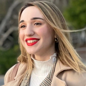 Κρητικού Αθανασία - Καθηγήτρια ΑΕΠΠ (Ανάπτυξης Εφαρμογών) στο instateacher.gr