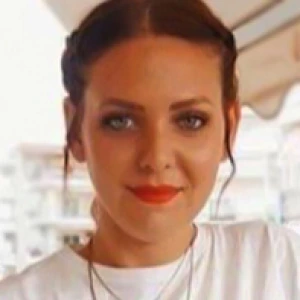 Καραμούζη Βασιλική - Καθηγήτρια Νέων Ελληνικών στο instateacher.gr