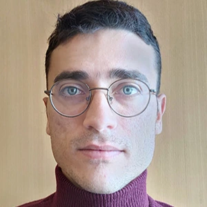 Ισμυρνιόγλου Νίκος - Καθηγητής Νέων Ελληνικών στο instateacher.gr