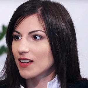 Μαλαπάνη Αθηνά - Καθηγήτρια Δημιουργικής Γραφής στο instateacher.gr