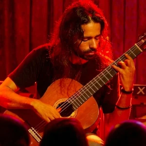 Καραΐσκος Μιλτιάδης - Δάσκαλος Μουσικής Αντίληψης - Θεωρίας και Αρμονίας στο instateacher.gr