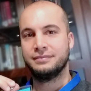 Τσακωνιάτης Μάνος - Καθηγητής Αγγλικών στο instateacher.gr