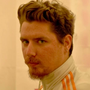 Γκόγκας Κώστας - Καθηγητής InDesign στο instateacher.gr