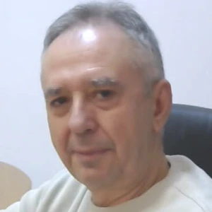 Μήτος Τάσος - Καθηγητής Αρχαίων Ελληνικών στο instateacher.gr