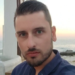 Παπαευαγγέλου Παύλος - Καθηγητής ΑΕΠΠ (Ανάπτυξης Εφαρμογών) στο instateacher.gr