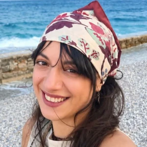Μπέη Σοφία - Δασκάλα Χειροτεχνίας στο instateacher.gr