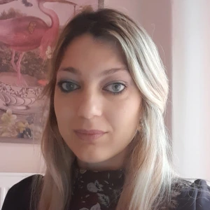 Hoti Xhensila - Καθηγήτρια Αλβανικών στο instateacher.gr