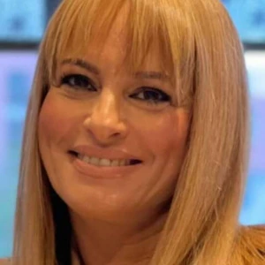 Sinan Salina - Καθηγήτρια Αγγλικών στο instateacher.gr