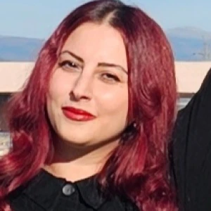 Σίμου Βασιλική - Καθηγήτρια Αγγλικών στο instateacher.gr