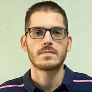 Μπαλωμένος Τάκης - Καθηγητής Μαθηματικών στο instateacher.gr