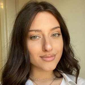 Μπεράτη Δήμητρα - Καθηγήτρια Δημοτικού στο instateacher.gr