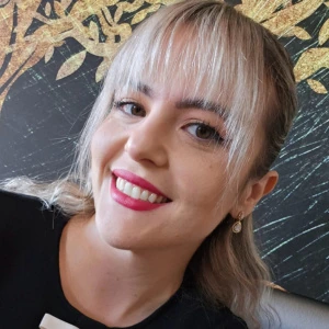 Κωνσταντινίδου Αναστασία - Καθηγήτρια Γερμανικών στο instateacher.gr