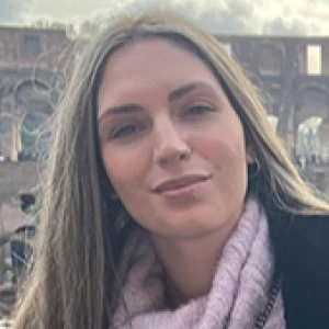 Μερτζεμέκη Άννα - Καθηγήτρια Μαθηματικών στο instateacher.gr