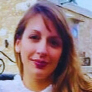 Ναούμ Χαρά - Καθηγήτρια Γαλλικών στο instateacher.gr