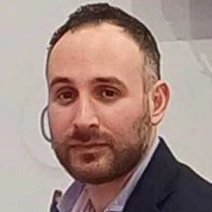 Λαλάκος Σπύρος - Καθηγητής Νεοελληνικής Λογοτεχνίας στο instateacher.gr