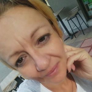 Μπούντα Νικολίτσα - Καθηγήτρια Αγγλικών στο instateacher.gr