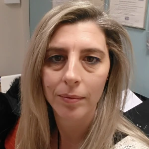 Ντίνη Αικατερίνη - Καθηγήτρια Ανατομίας - Φυσιολογίας στο instateacher.gr