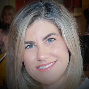 Μπαμπούλη Μαρία - Καθηγήτρια Ιστορίας στο instateacher.gr