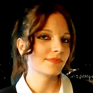 Ζαχίλα Στέλλα - Καθηγήτρια Λατινικών στο instateacher.gr