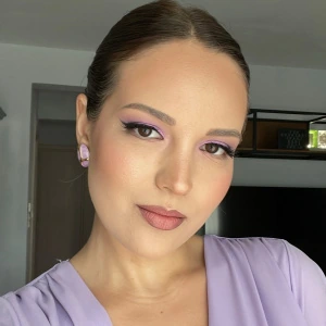 Γκίνογλου Ραφαηλία Φανή - Καθηγήτρια Αρχαίων Ελληνικών στο instateacher.gr