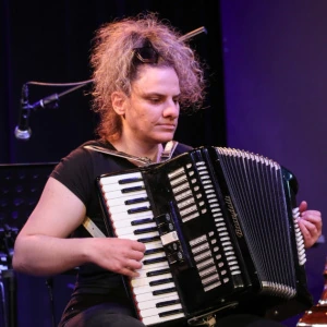 Τοψιώτη Μάγδα - Δασκάλα Μουσικής Θεωρίας στο instateacher.gr