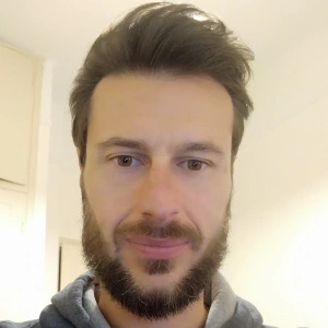 Χρήστος Σπυρίδων - Καθηγητής Νέων Ελληνικών στο instateacher.gr