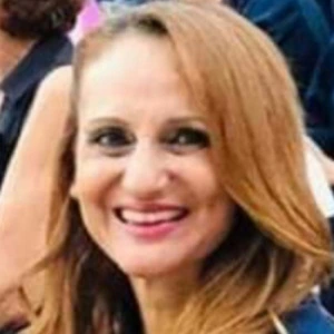 Κωνσταντάκη Γιούλα - Καθηγήτρια Επαγγελματικού Προσανατολισμού στο instateacher.gr