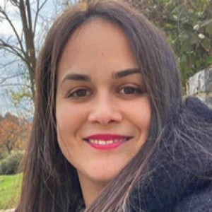 Αραβανή Χριστίνα - Καθηγήτρια Αγγλικών στο instateacher.gr