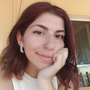 Θυμιούδη Μιχαέλα  - Καθηγήτρια Νέων Ελληνικών στο instateacher.gr