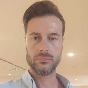 Χρήστος Σπυρίδων - Καθηγητής Νέων Ελληνικών στο instateacher.gr