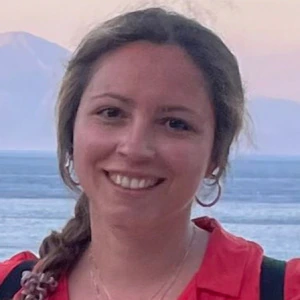 Ντέμου Βασιλεία - Καθηγήτρια ΑΟΘ (Οικονομικής Θεωρίας) στο instateacher.gr