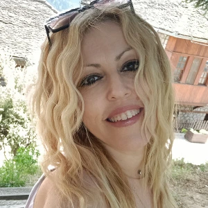 Χουΐδου Βασιλική - Καθηγήτρια Marketing στο instateacher.gr