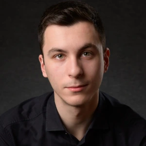 Μιχέλης Θεμιστοκλής  - Δάσκαλος Μουσικής Θεωρίας στο instateacher.gr