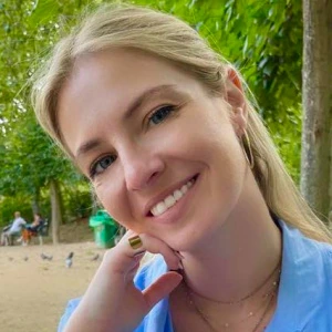 Βαγενά Ιλιάννα - Καθηγήτρια Φυσικής στο instateacher.gr