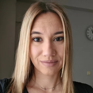 Δημητρίου Αθηνά - Καθηγήτρια Ιστορίας  στο instateacher.gr