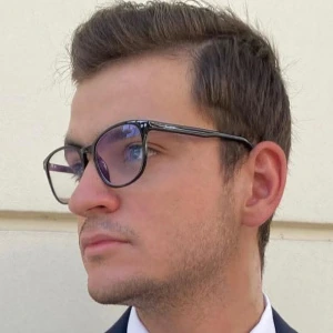 Θεοδώρου Δημήτρης - Καθηγητής Νέων Ελληνικών στο instateacher.gr