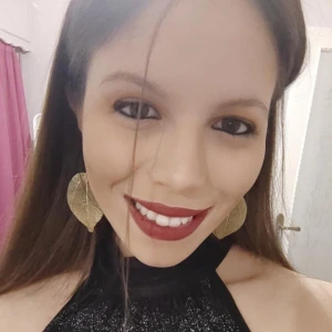 Βασιλειάδου Μιχαέλα - Καθηγήτρια Λατινικών στο instateacher.gr