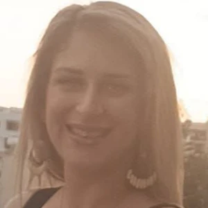 Χρύσα - Καθηγήτρια Ιταλικών στο instateacher.gr