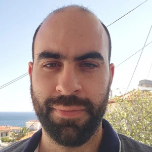 Κόκκινος Ανδρέας - Καθηγητής ΑΟΘ (Οικονομικής Θεωρίας) στο instateacher.gr