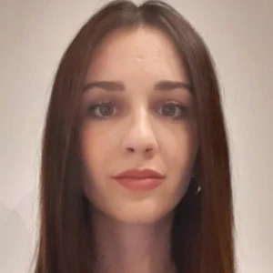 Σπηλιώτη Ειρήνη - Καθηγήτρια Μαθηματικών στο instateacher.gr