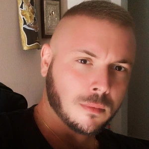 Καρακόλιος Ηρακλής - Καθηγητής Έκθεσης στο instateacher.gr