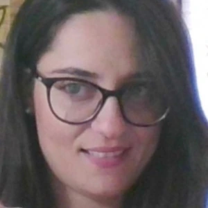 Στρατάκη Ευαγγελία - Καθηγήτρια Έκθεσης στο instateacher.gr